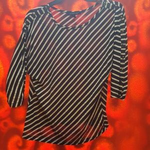 Half sleeve, strip shirt